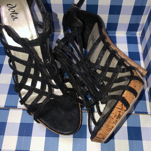 Black Shimmer Net Wood Heels - Picture 8 of 17